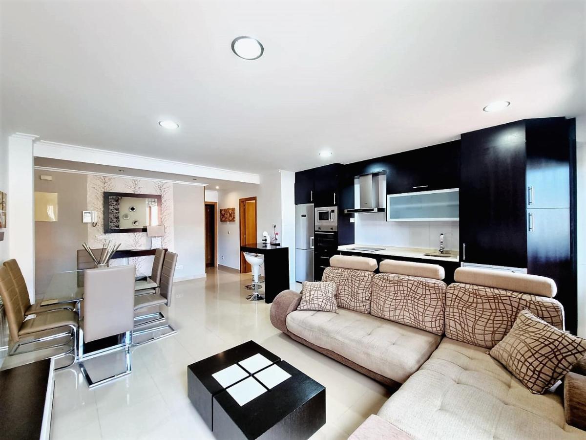 Apartamento Con Terraza Y Piscina Рибейра Экстерьер фото